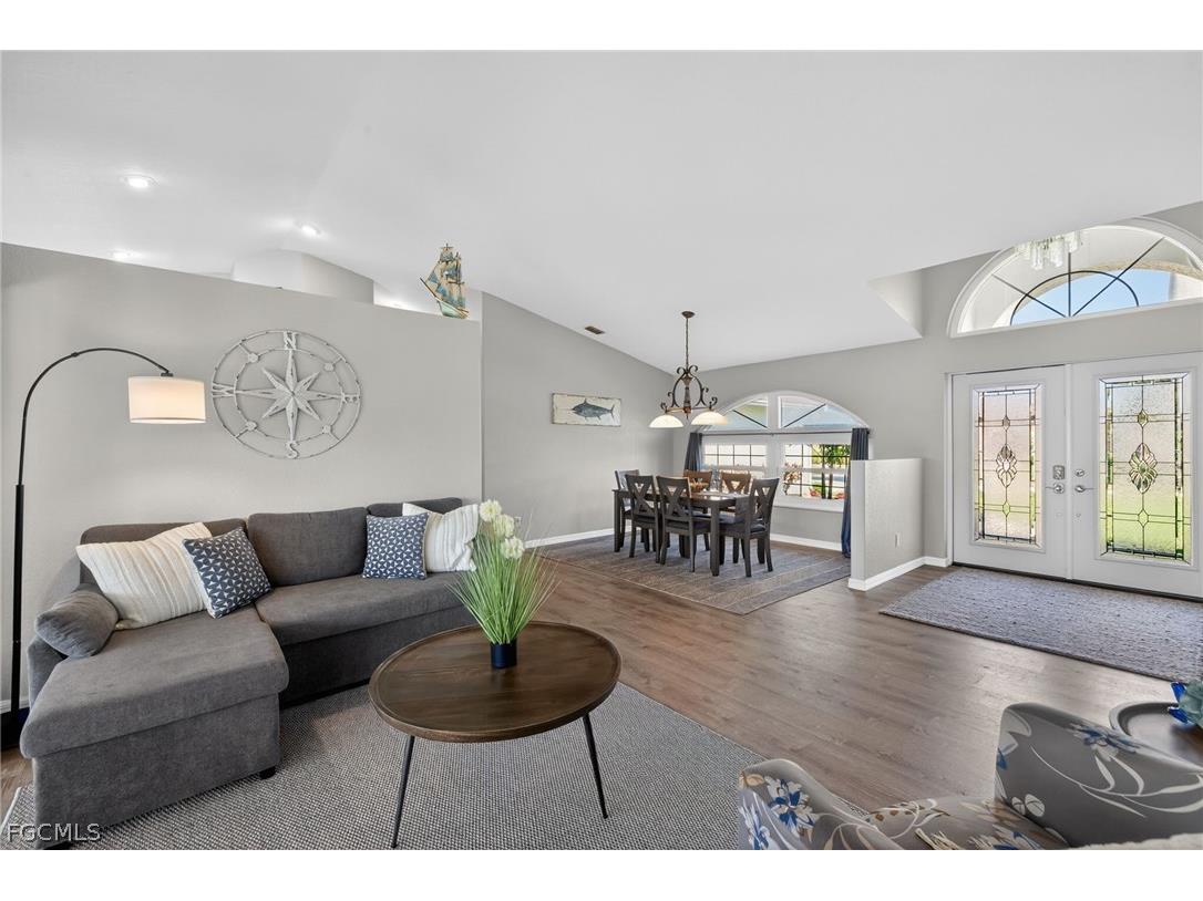 2506 SW 38th Street Cape Coral FL 33914 2026008916 image8
