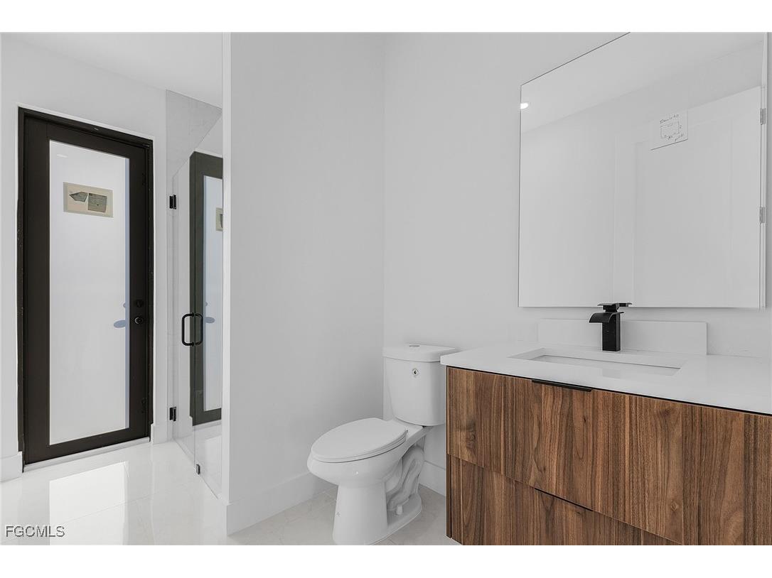 2506 SW Embers Terrace Cape Coral FL 33991 2025017211 image20