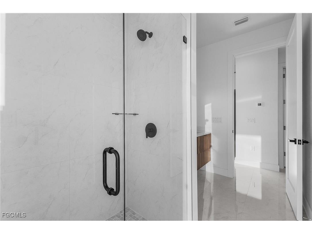 2506 SW Embers Terrace Cape Coral FL 33991 2025017211 image21