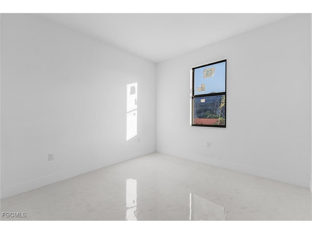 2506 SW Embers Terrace Cape Coral FL 33991 2025017211 image26