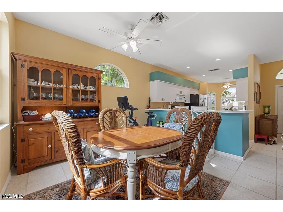 25060 Bay Cedar Drive Bonita Springs FL 34134 2026020482 image10