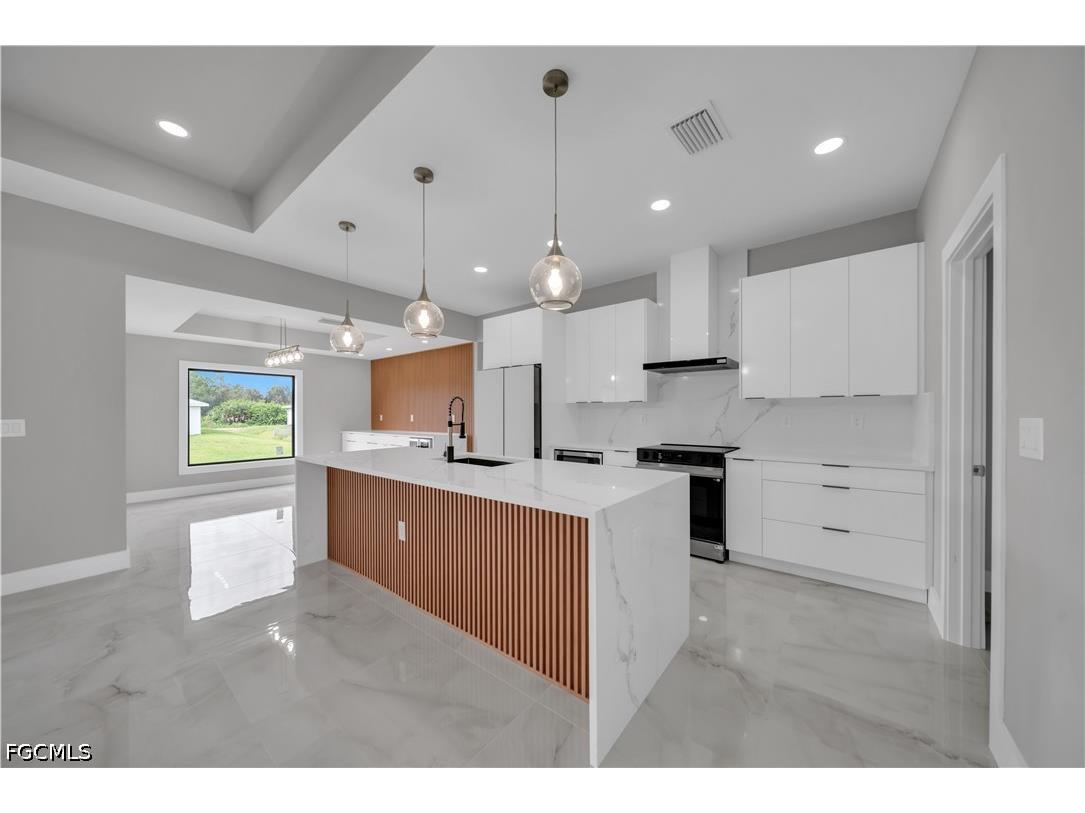 2507 39th Street SW Lehigh Acres FL 33976 2026024017 image5