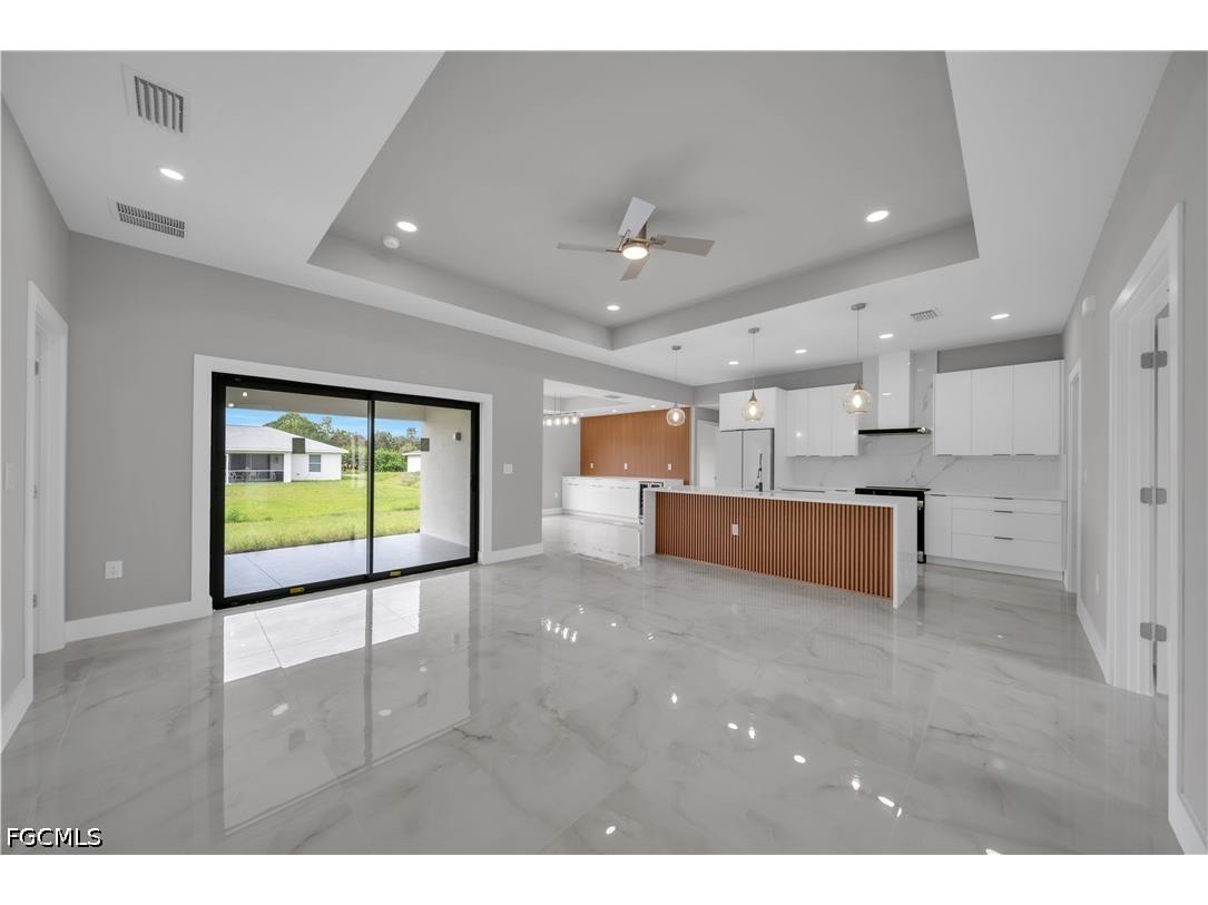 2507 39th Street SW Lehigh Acres FL 33976 2026024017 image9