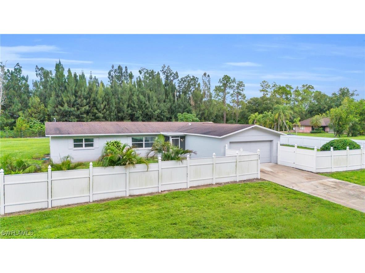 2507 E 14th Street Lehigh Acres FL 33972 224070605 image1