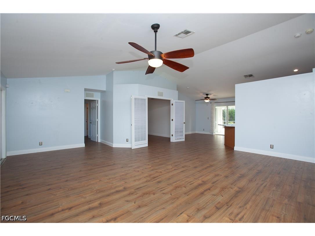 2507 Embers Parkway W Cape Coral FL 33993 2026016095 image3