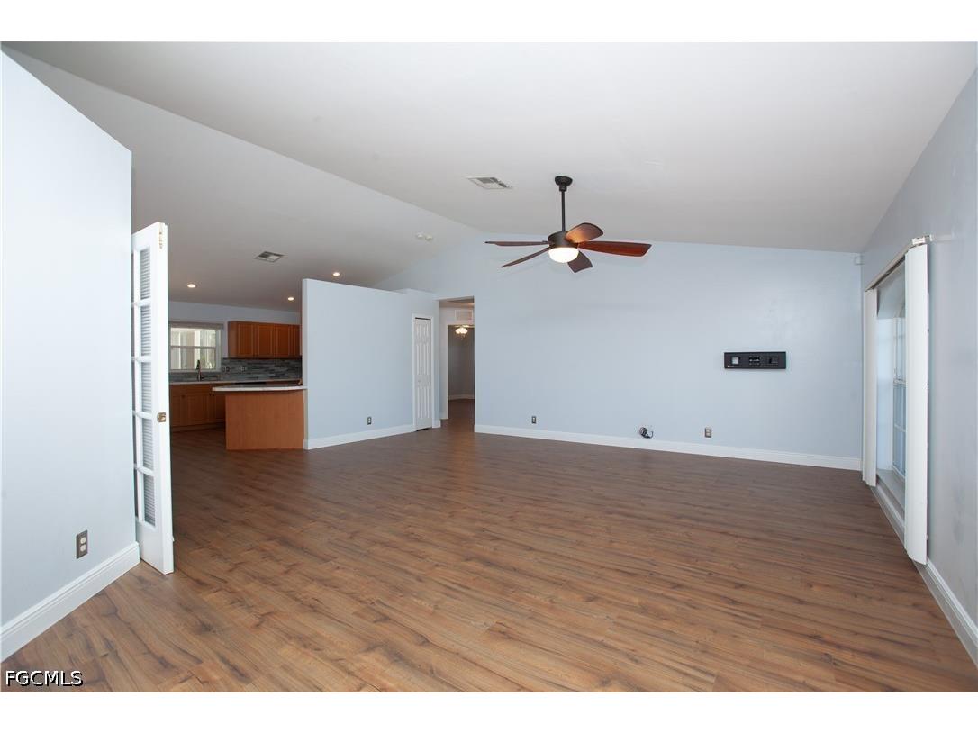 2507 Embers Parkway W Cape Coral FL 33993 2026016095 image4