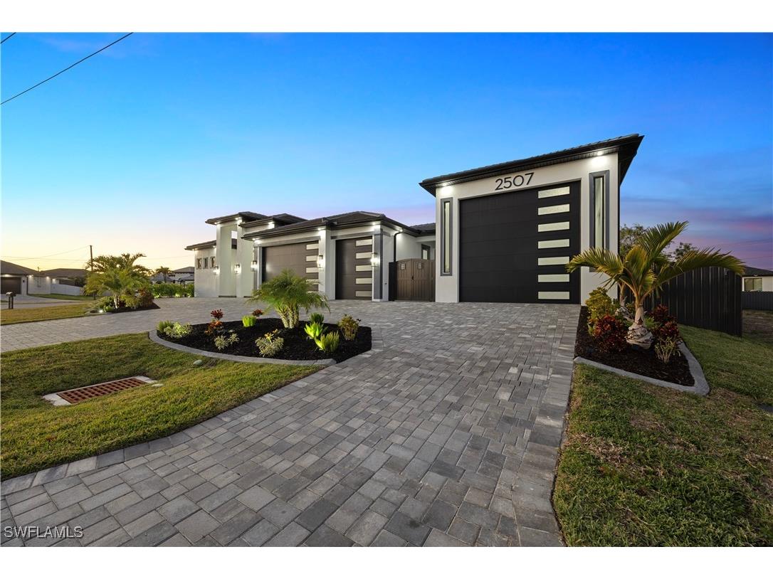 2507 Gleason Parkway Cape Coral FL 33914 226003901 image1