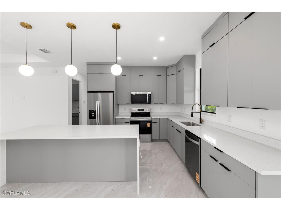 2507 NW Embers Terrace Cape Coral FL 33993 225062444 image11