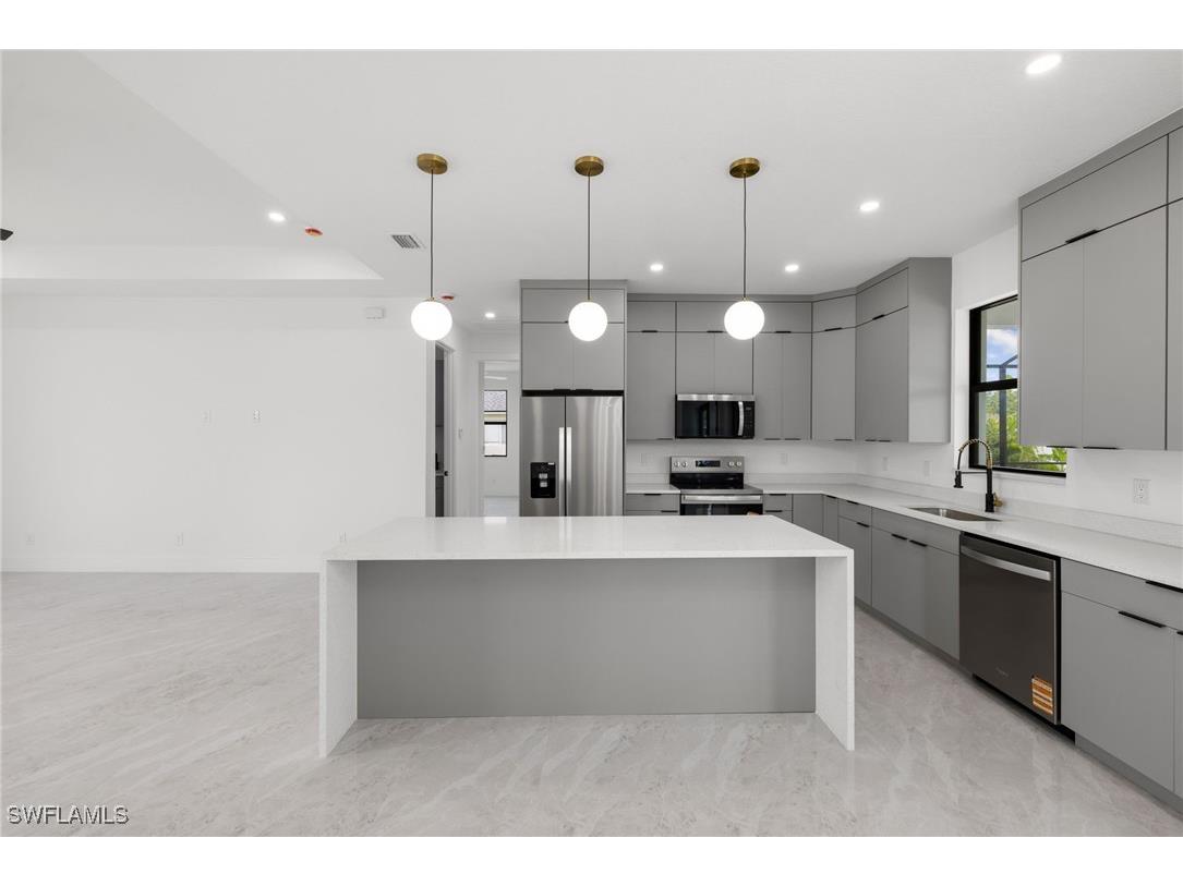 2507 NW Embers Terrace Cape Coral FL 33993 225062444 image12