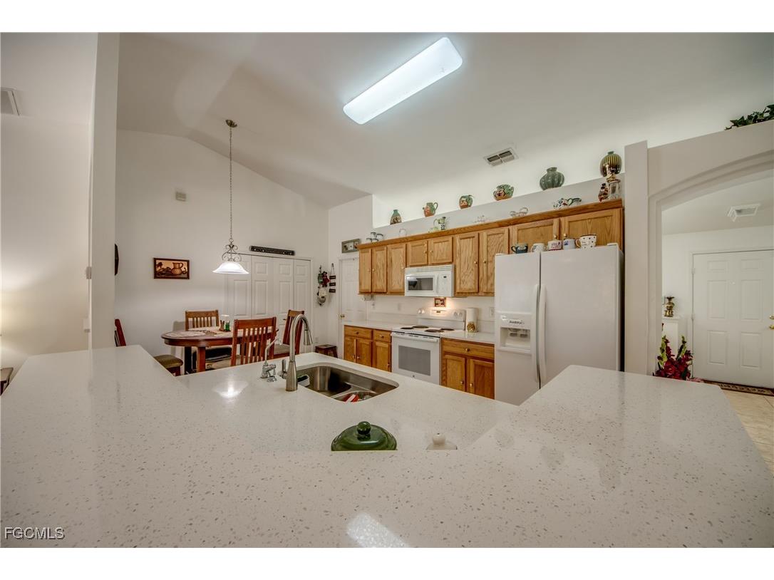 2508 74th Street W Lehigh Acres FL 33971 2025012035 image10