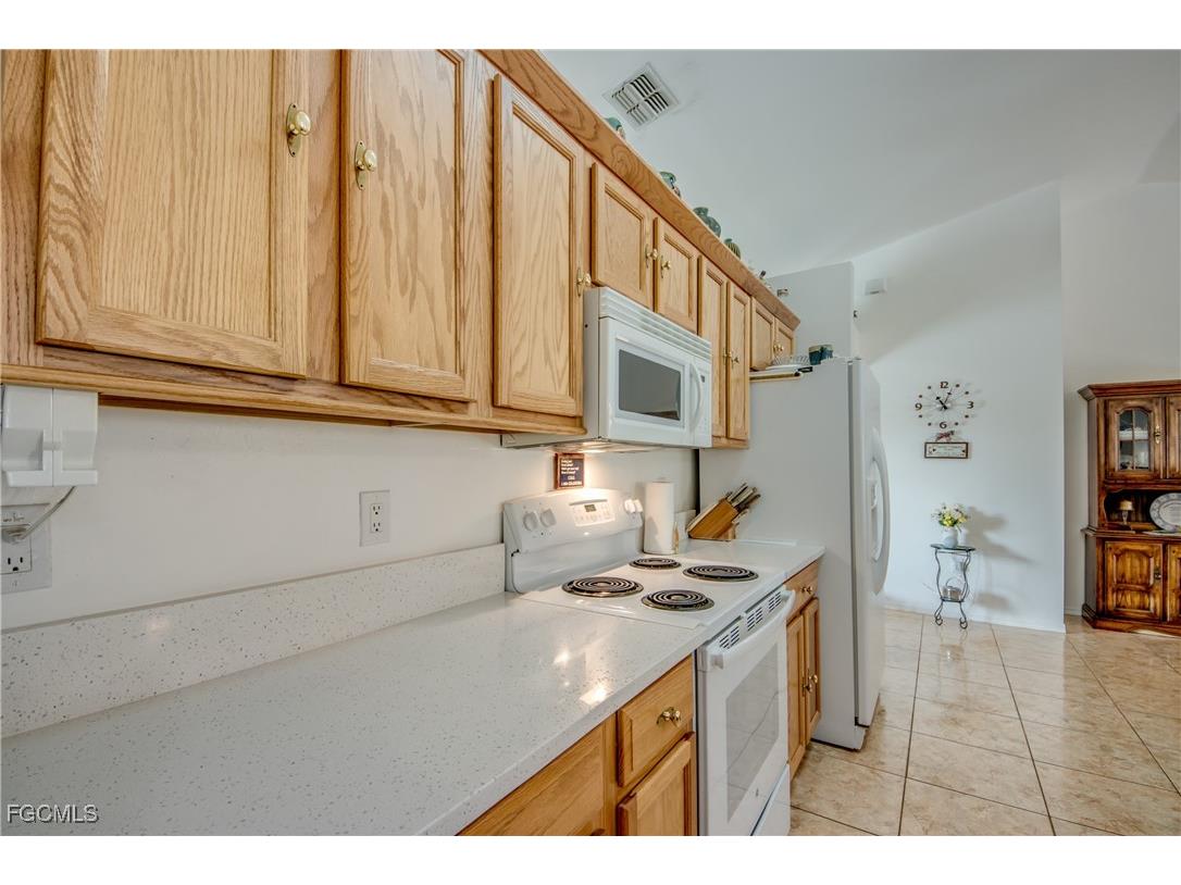 2508 74th Street W Lehigh Acres FL 33971 2025012035 image14