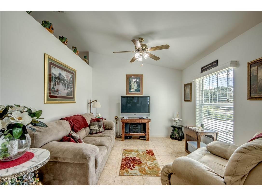 2508 74th Street W Lehigh Acres FL 33971 2025012035 image5