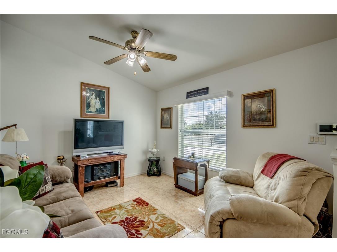 2508 74th Street W Lehigh Acres FL 33971 2025012035 image6