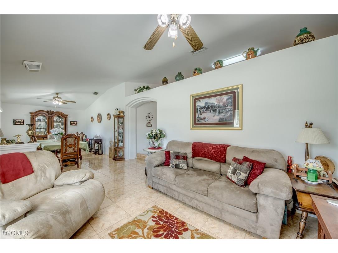 2508 74th Street W Lehigh Acres FL 33971 2025012035 image7