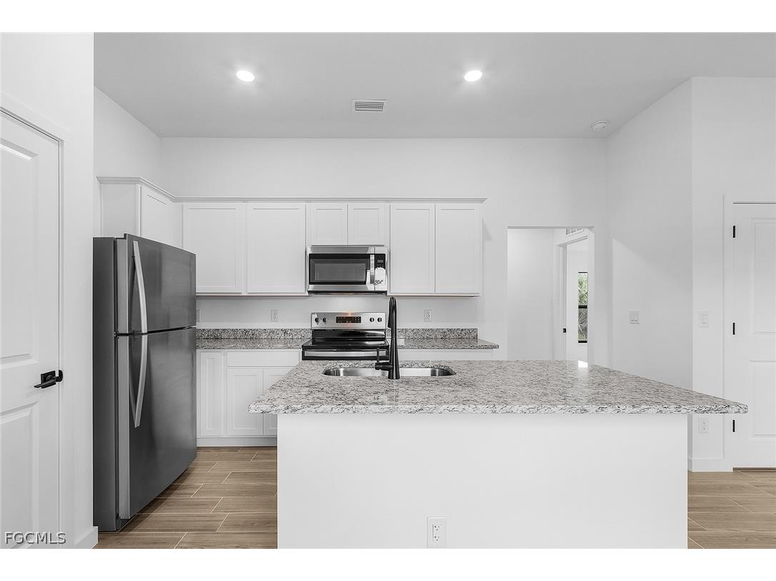 2508 NW 20th Avenue Cape Coral FL 33993 2026011256 image3