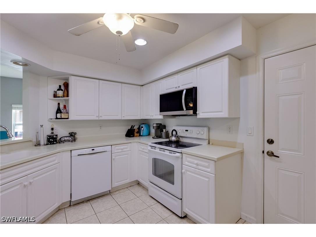 25080 Peacock Lane #102 Naples FL 34114 226017709 image2