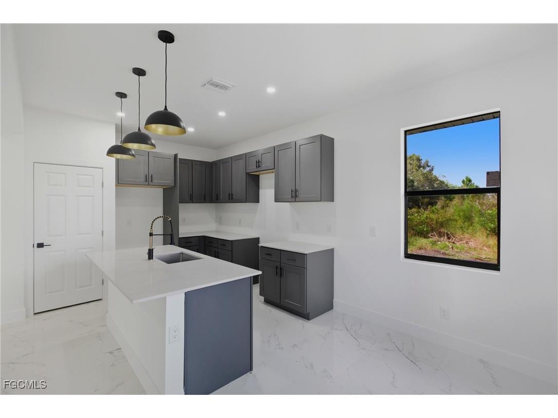 2509 52nd Street W Lehigh Acres FL 33971 2025015294 image3