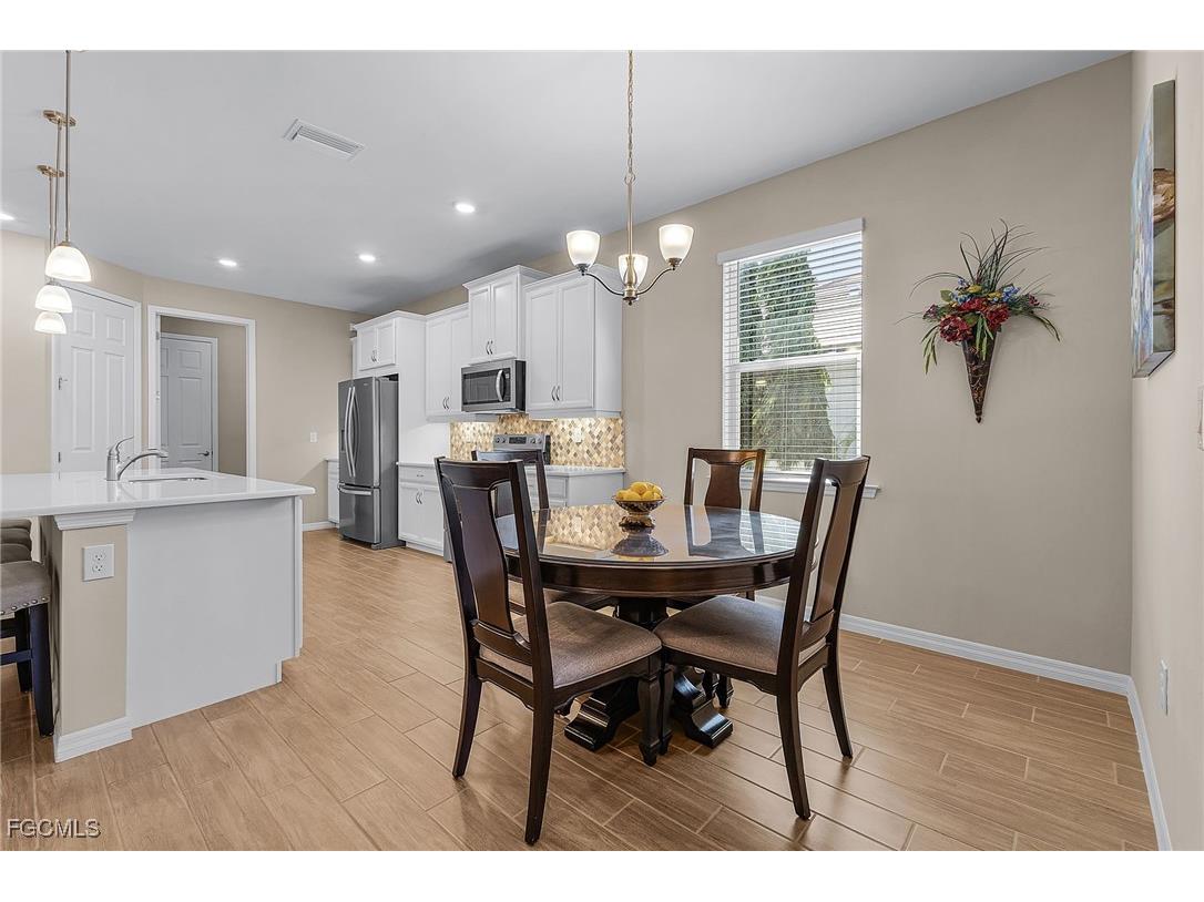 2509 SW 52nd Lane Cape Coral FL 33914 2025022147 image18