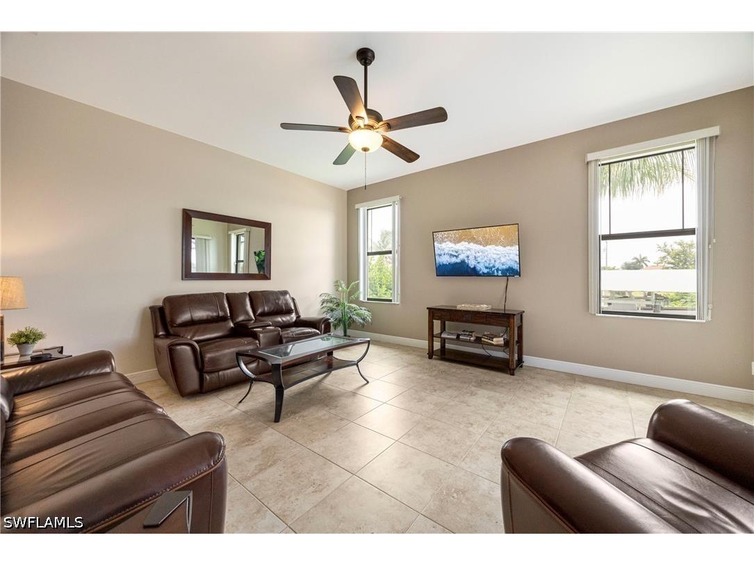 2509 Surfside Boulevard Cape Coral FL 33914 226021891 image24