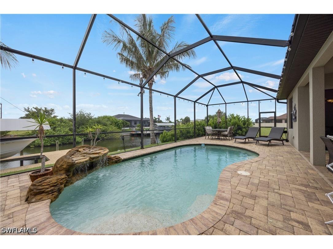 2509 Surfside Boulevard Cape Coral FL 33914 226021891 image4