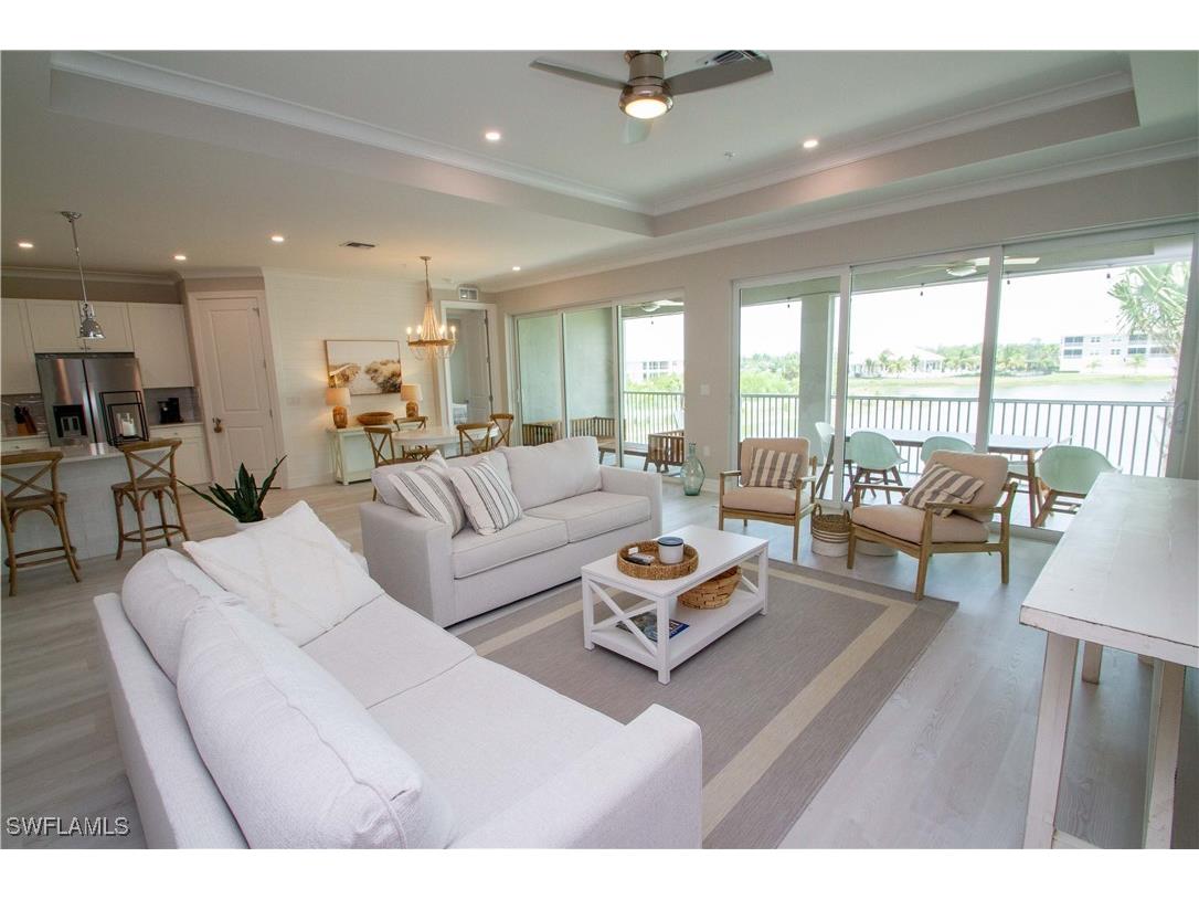 251 Indies Drive E #202 Naples FL 34114 225069239 image1