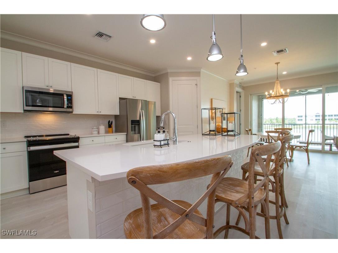 251 Indies Drive E #202 Naples FL 34114 225069239 image10