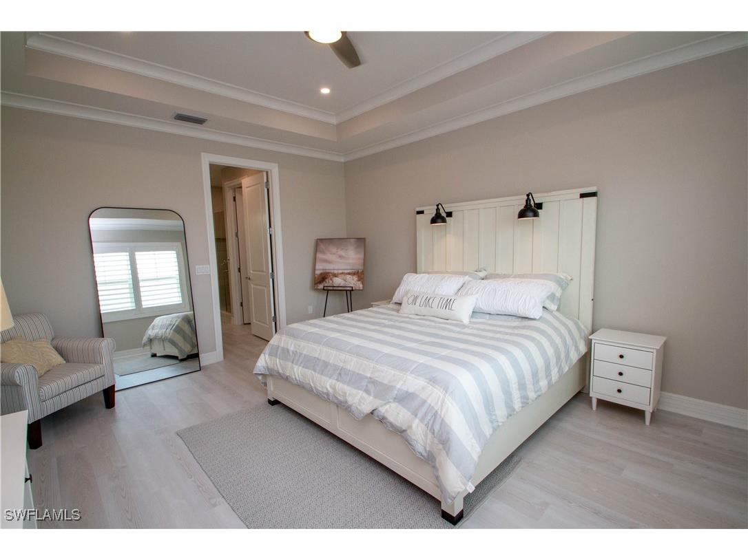 251 Indies Drive E #202 Naples FL 34114 225069239 image30