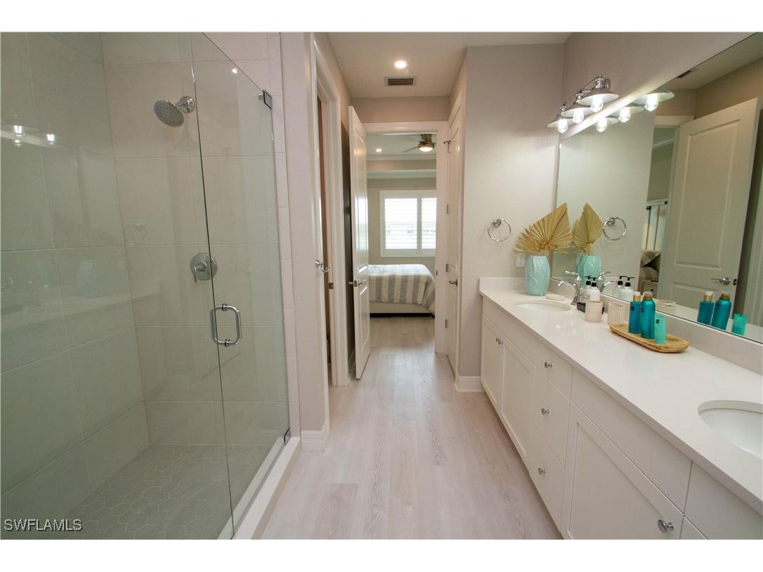 251 Indies Drive E #202 Naples FL 34114 225069239 image36