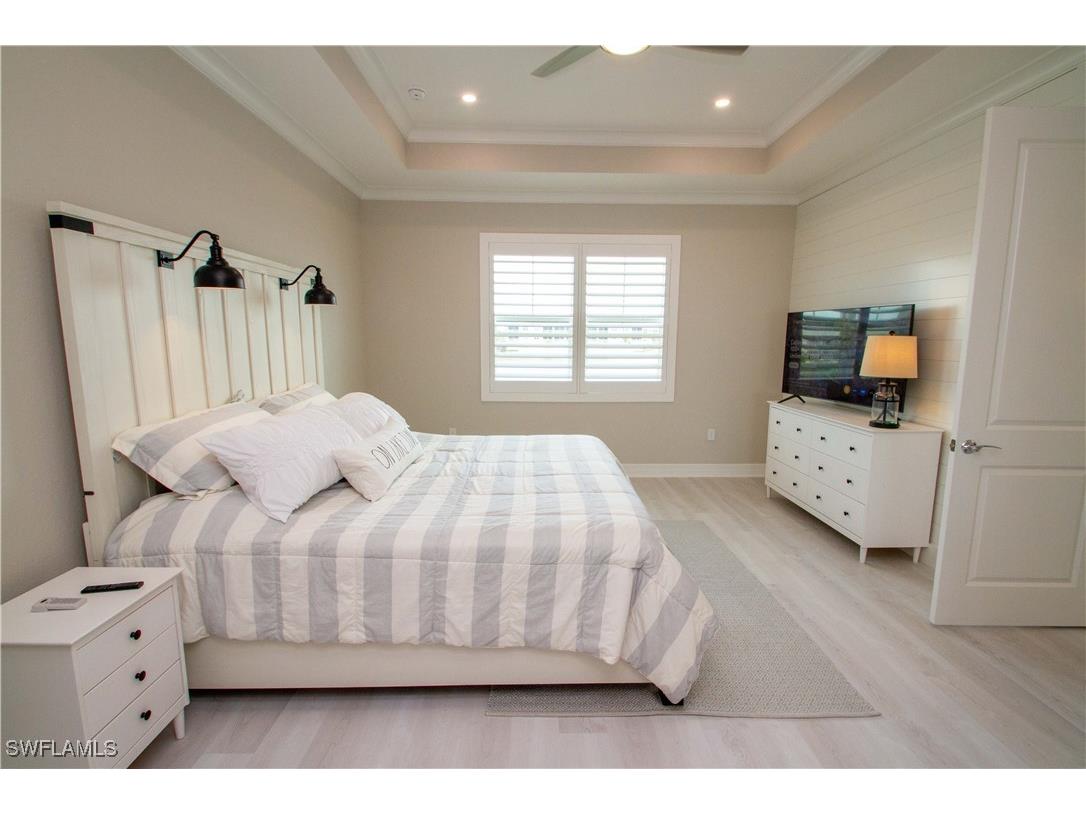 251 Indies Drive E #202 Naples FL 34114 225069239 image49