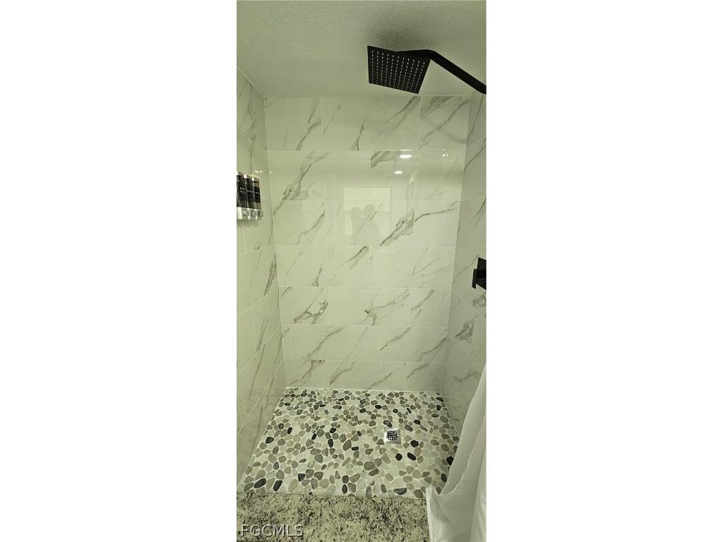 251 SE 46th Street Cape Coral FL 33904 2026008949 image5