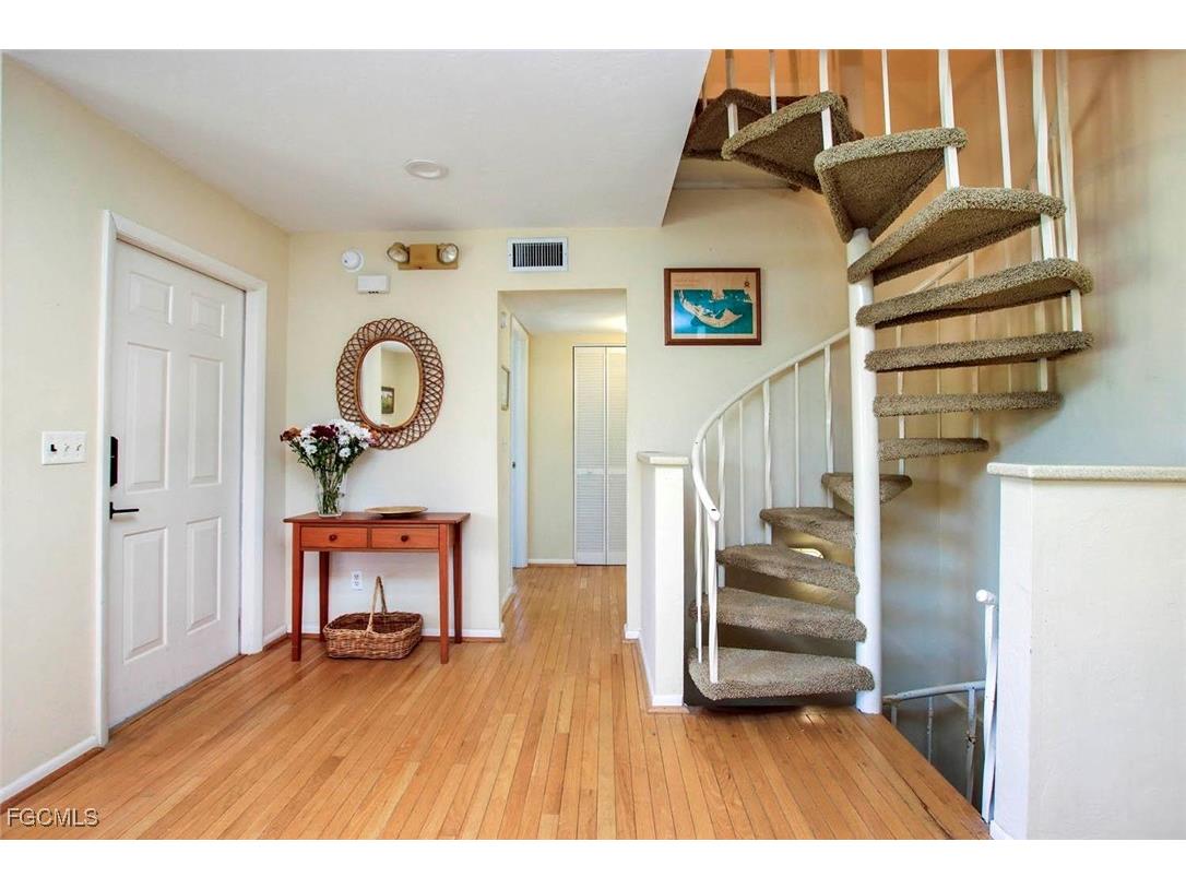 251 Southwinds Drive Sanibel FL 33957 2025015090 image25