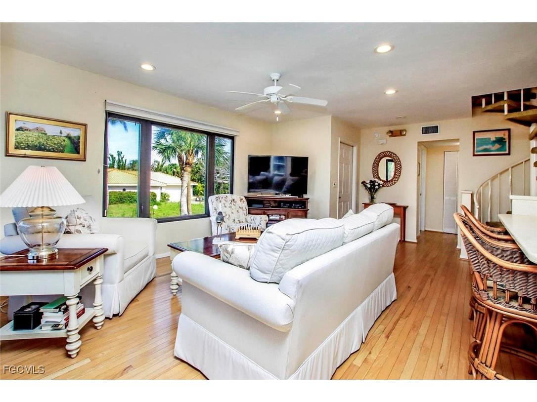 251 Southwinds Drive Sanibel FL 33957 2025015090 image30