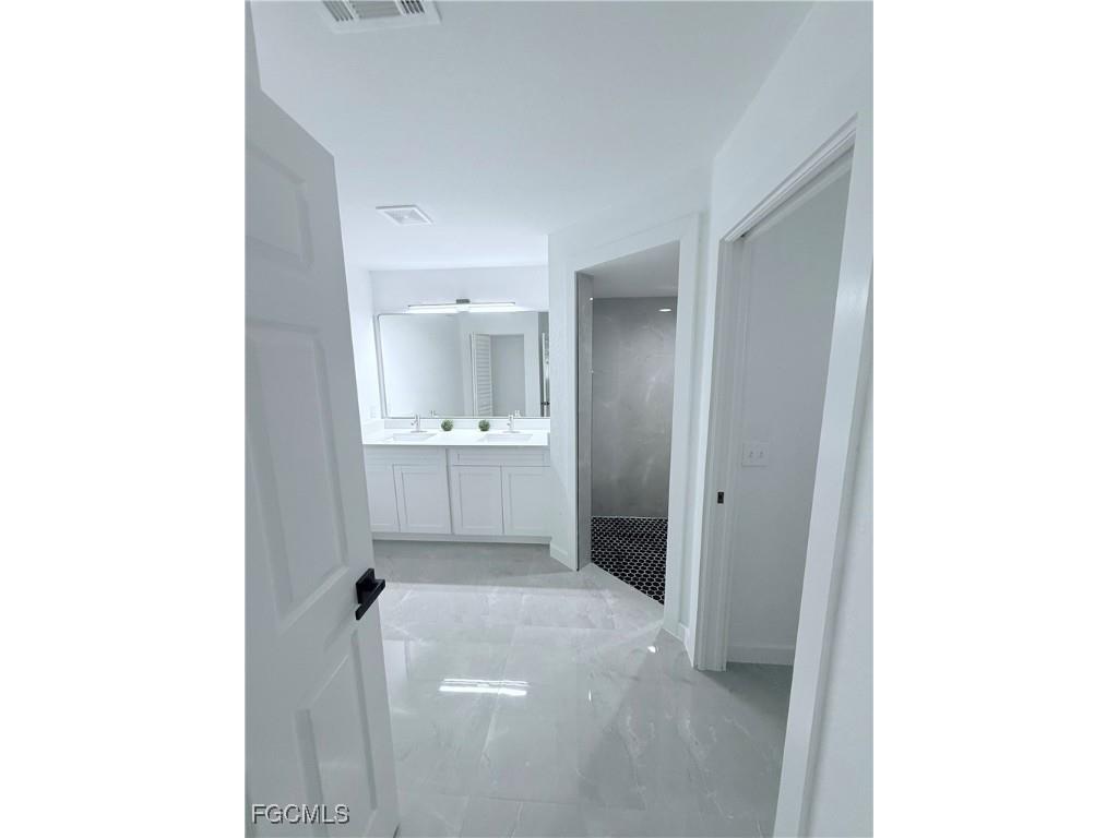 2510 16th Street W Lehigh Acres FL 33971 2025019307 image7