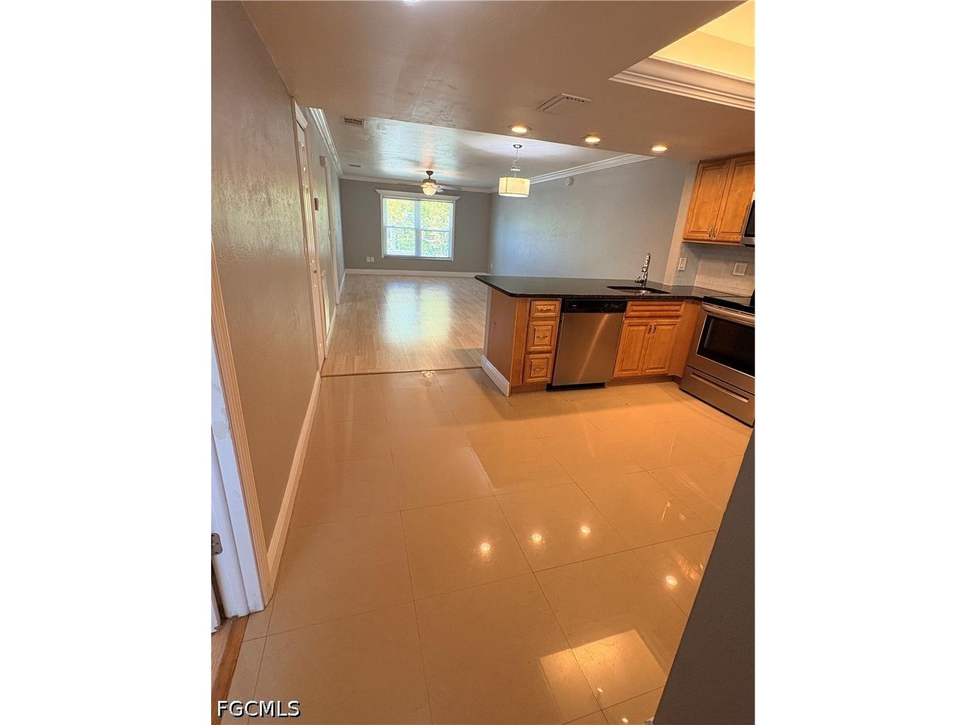 2510 SE 16th Place #203 Cape Coral FL 33904 2026015486 image4