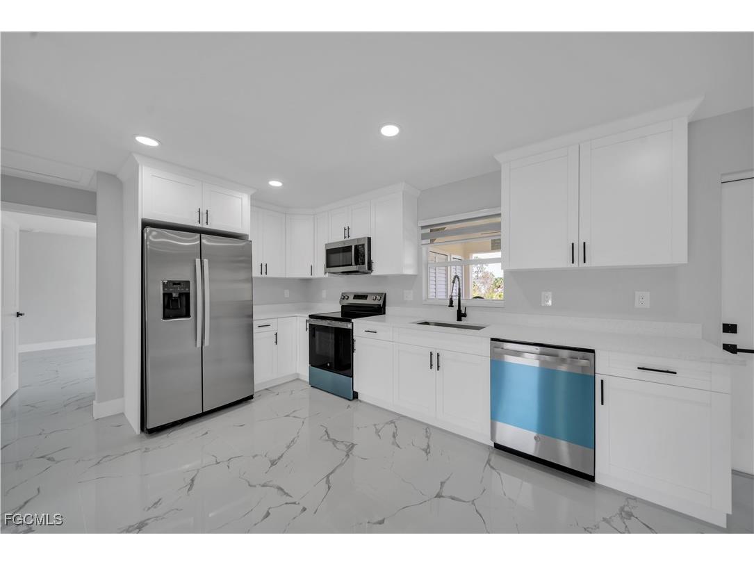 2511 45th Street W Lehigh Acres FL 33971 2025015411 image15