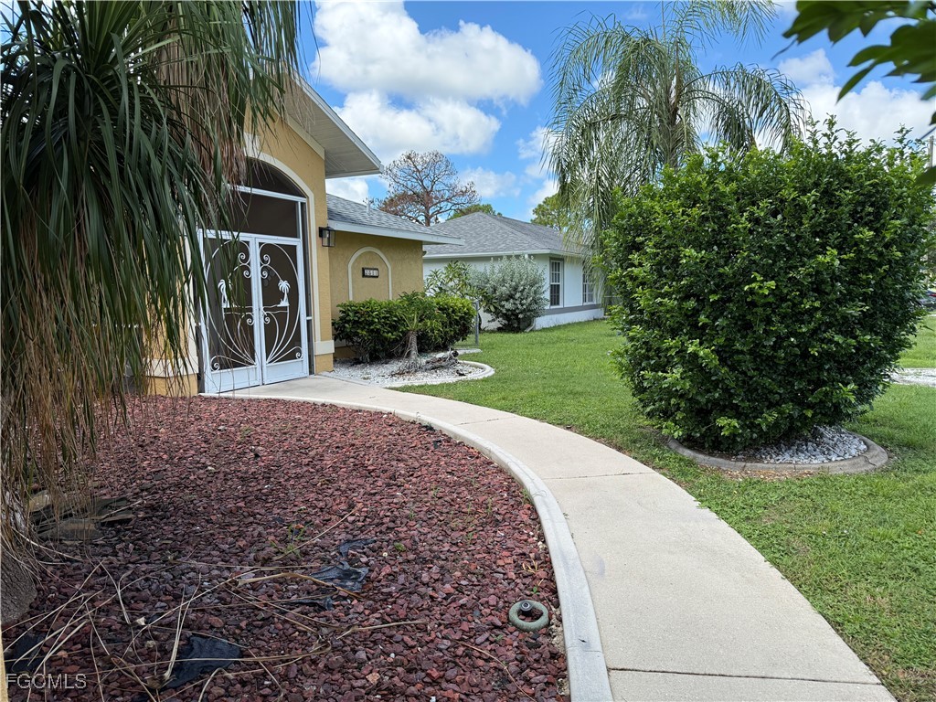 2511 8th Street W Lehigh Acres FL 33971 2025011518 image10