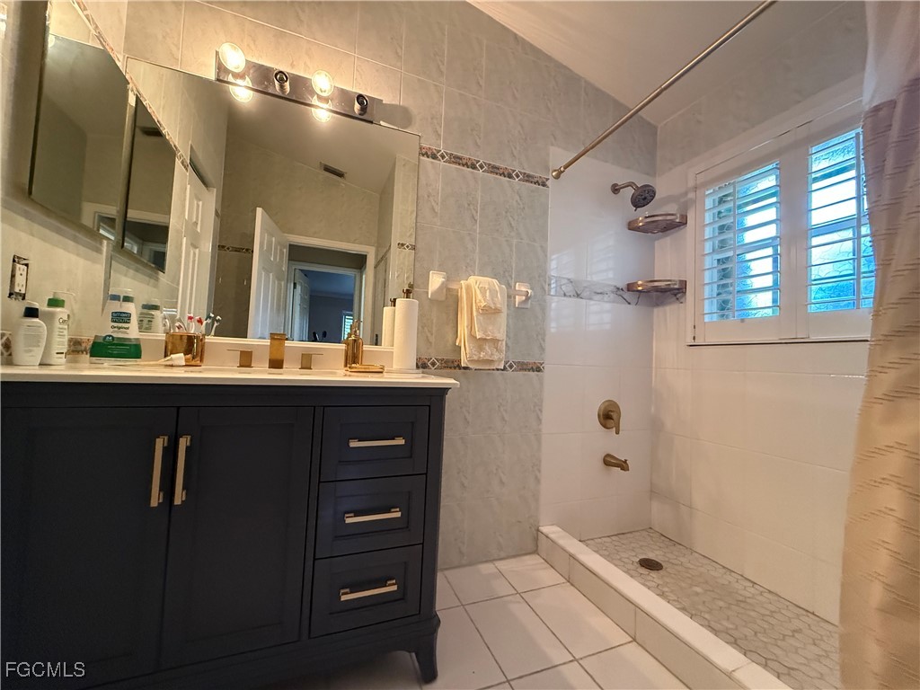 2511 8th Street W Lehigh Acres FL 33971 2025011518 image29