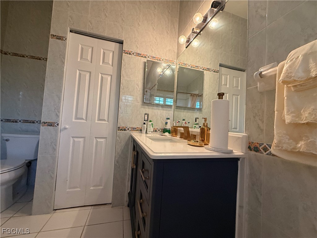 2511 8th Street W Lehigh Acres FL 33971 2025011518 image33