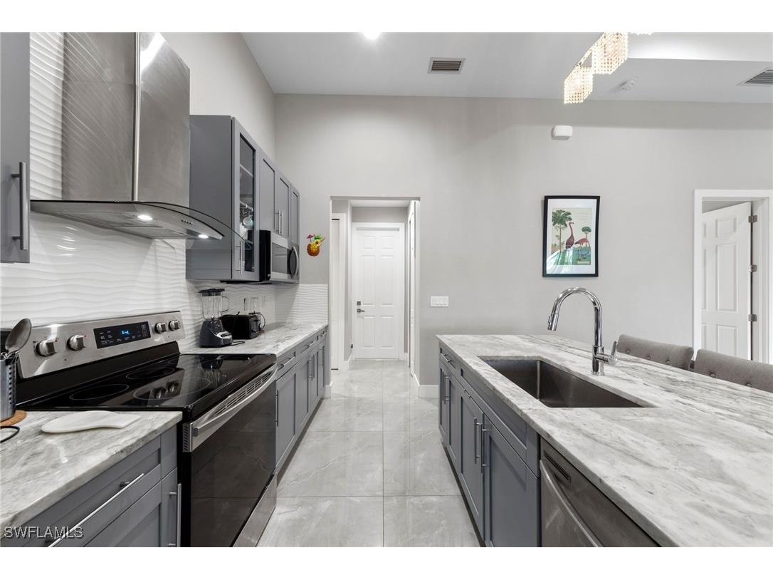 2511 NW 1st Street Cape Coral FL 33993 225063629 image12