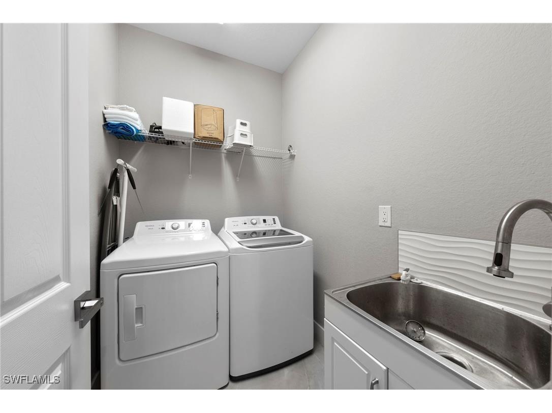 2511 NW 1st Street Cape Coral FL 33993 225063629 image16