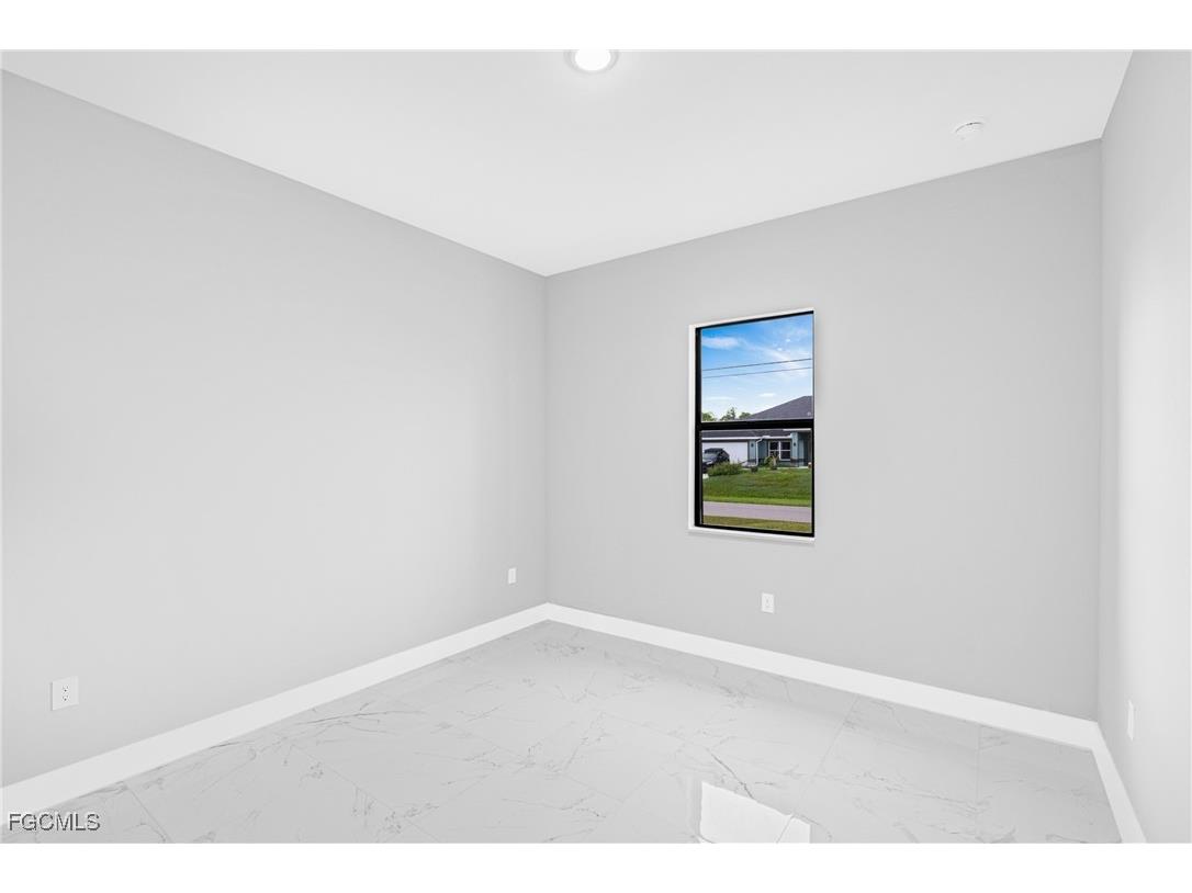2511 NW 25th Street Cape Coral FL 33993 2025009249 image10