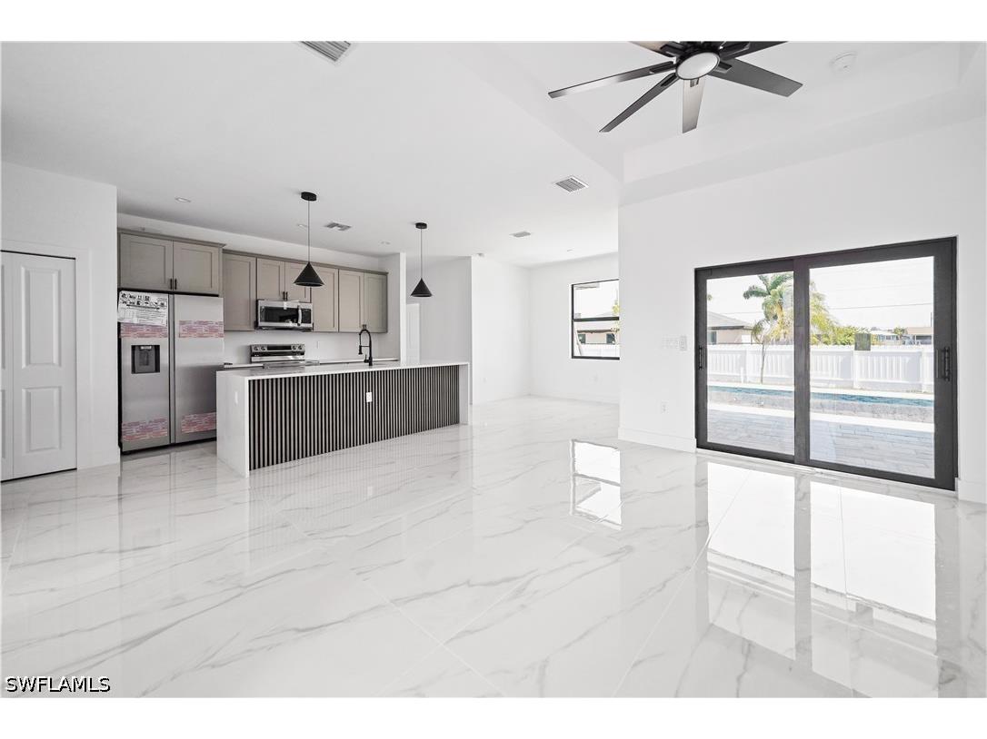 2511 NW 7th Street Cape Coral FL 33993 226017580 image3