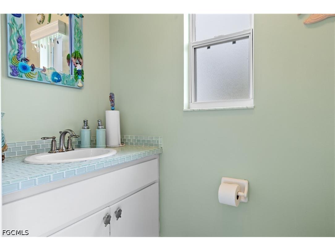 2511 SW 35th Lane Cape Coral FL 33914 2026020339 image37