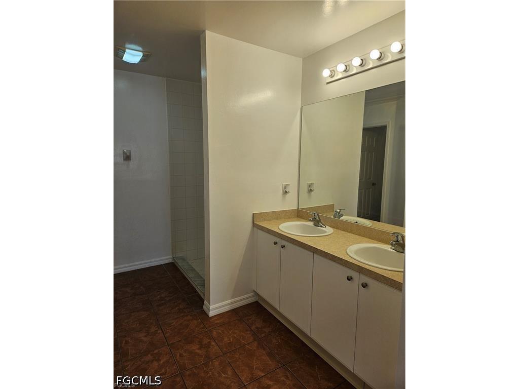 2511 Sunniland Boulevard Lehigh Acres FL 33971 2026026191 image7