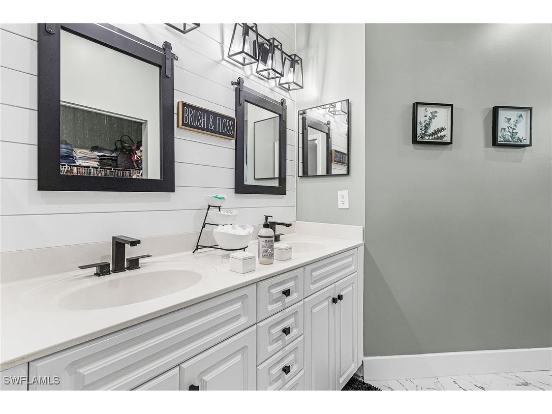 25110 Peacock Lane #201 Naples FL 34114 225067627 image15