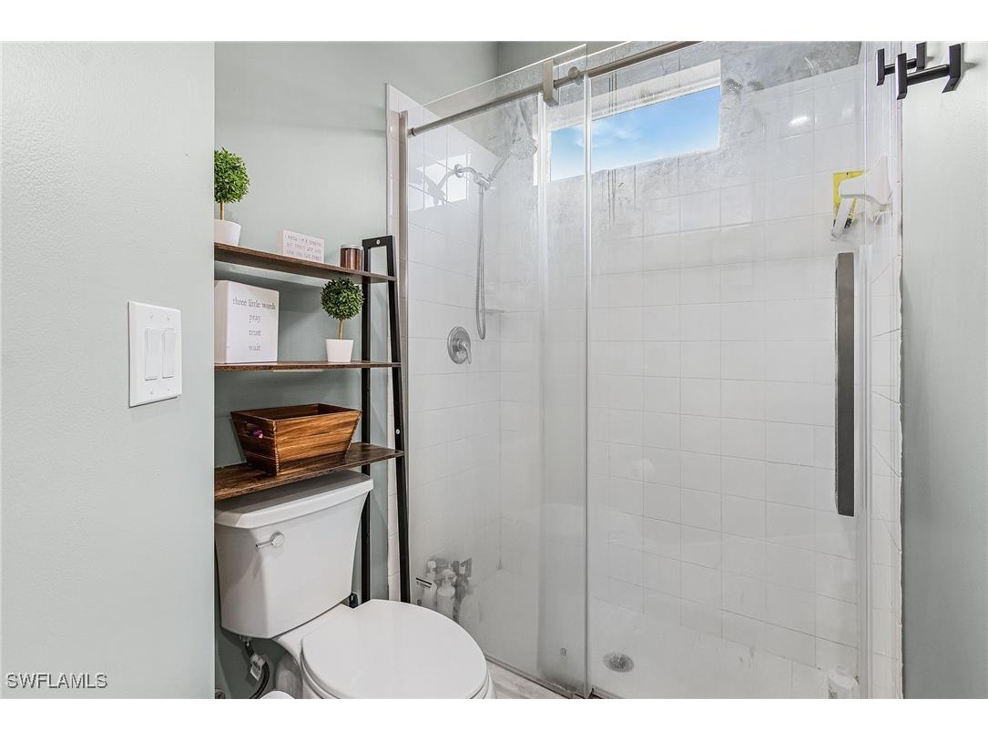 25110 Peacock Lane #201 Naples FL 34114 225067627 image16