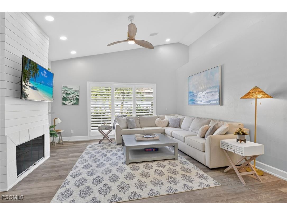 25111 Pennyroyal Drive Bonita Springs FL 34134 2026002363 image15