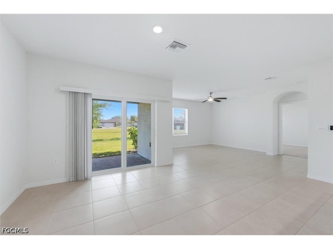 25118 Doredo Drive Punta Gorda FL 33955 2026016783 image8