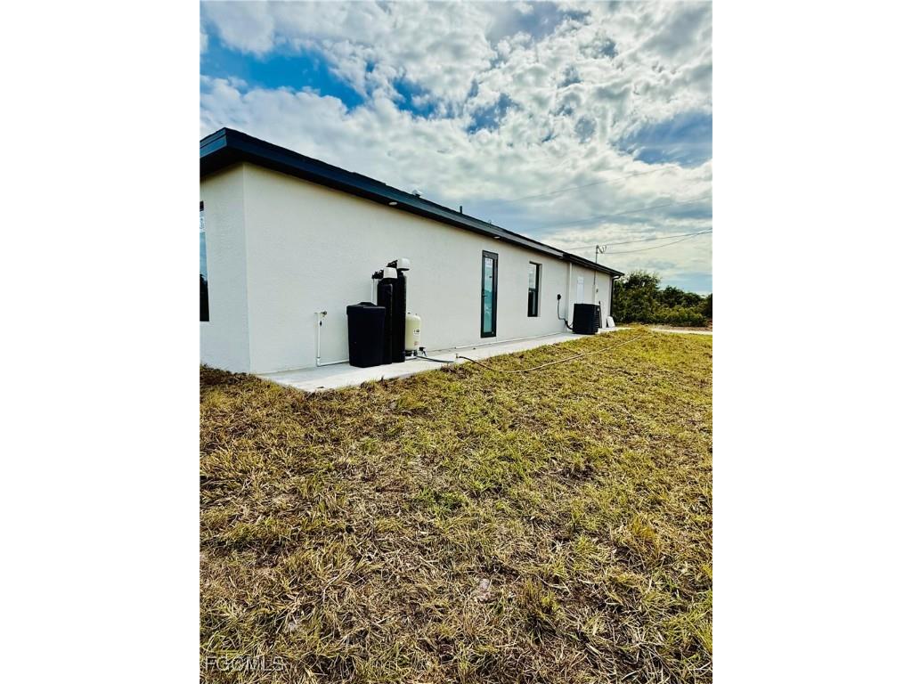2512 29th Street SW Lehigh Acres FL 33976 2025022919 image33