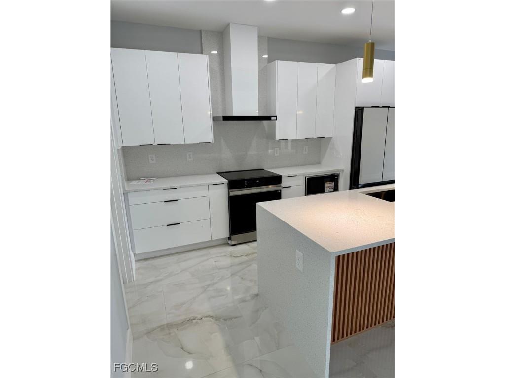 2512 29th Street SW Lehigh Acres FL 33976 2025022919 image6